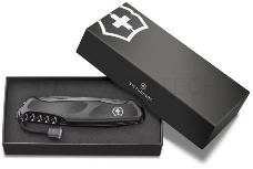 Нож перочинный Victorinox Onyx (0.9563.C31P) 130мм 12функц. черный подар.коробка