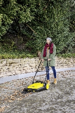 Ручная подметальная машина Karcher S 4