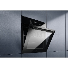 Встраиваемая электрическая духовка ELECTROLUX OEF5C50Z / SurroundCook, основной цвет - черный, утапливаемые переключатели, таймер отключения, отложенный старт, будильник, хромированные направляющие из нержавеющей стали, телескопические направляющие FlexiR