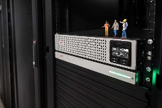 Источник бесперебойного питания APC Smart-UPS SRT Li-Ion RM, 3000VA/2700W, On-line,  Extended-run, Rack 3U, LCD, USB, SmartSlot, 5 year warranty