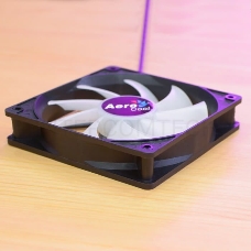 Вентилятор Aerocool Frost 12