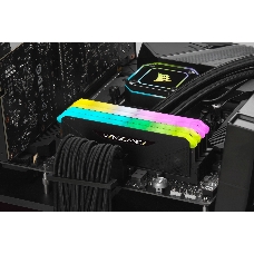 Модуль памяти DDR4 Corsair Vengeance RGB RS 16GB (2x8Gb) 3200MHz CL16 (16-20-20-38) 1.35V / CMG16GX4M2E3200C16 / Black