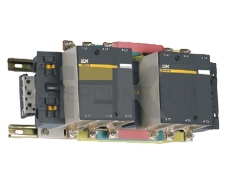 Контактор КТИ-51153 реверс 115А 230В/АС3 ИЭК KKT53-115-230-10