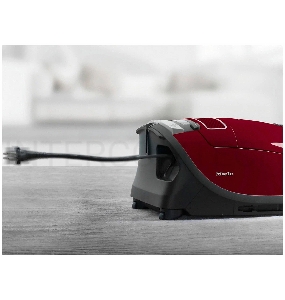 Пылесос Miele Complete C3 Active красный