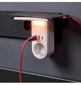 Адаптер USB (2хUSB-A + USB-С) + розетка 220-250В с подсветкой и подставкой для телефона REXANT