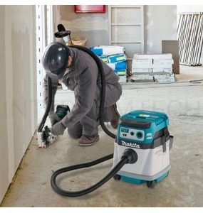Строительный пылесос Makita DVC150LZ (уборка: сухая/влажная) белый