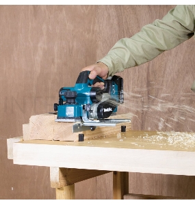 Рубанок Makita DKP181Z 82мм 12000об/мин